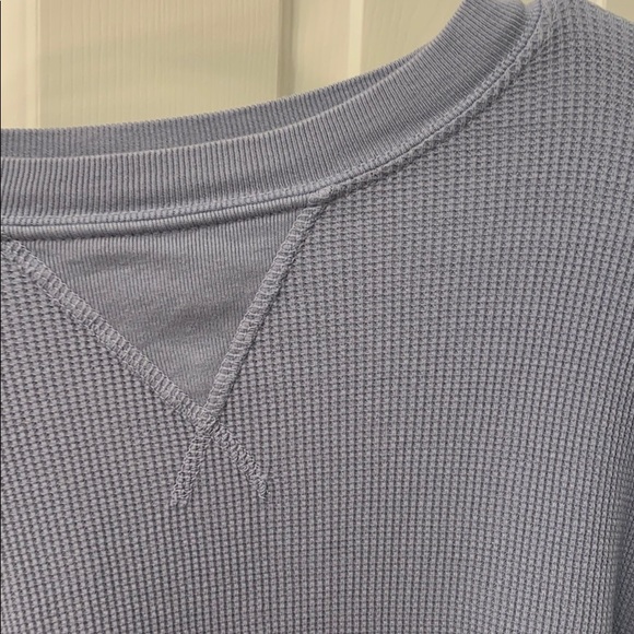 BRANDY MELVILLE BLUE LONG SLEEVE TOP - Picture 3 of 8